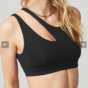 All yoga peak bra